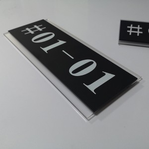 Replaceable hotel number sign acrylic sign